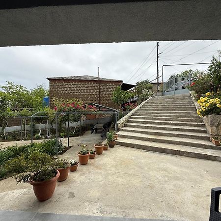 Guest House T&N Kutaisi Dış mekan fotoğraf