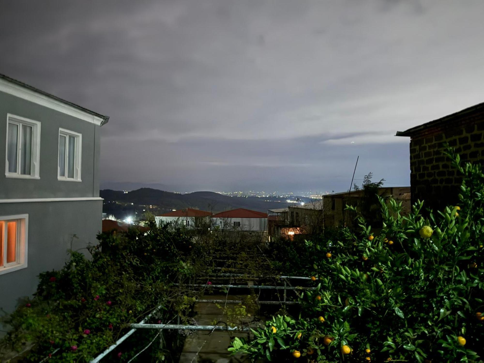 Guest House T&N Kutaisi Dış mekan fotoğraf