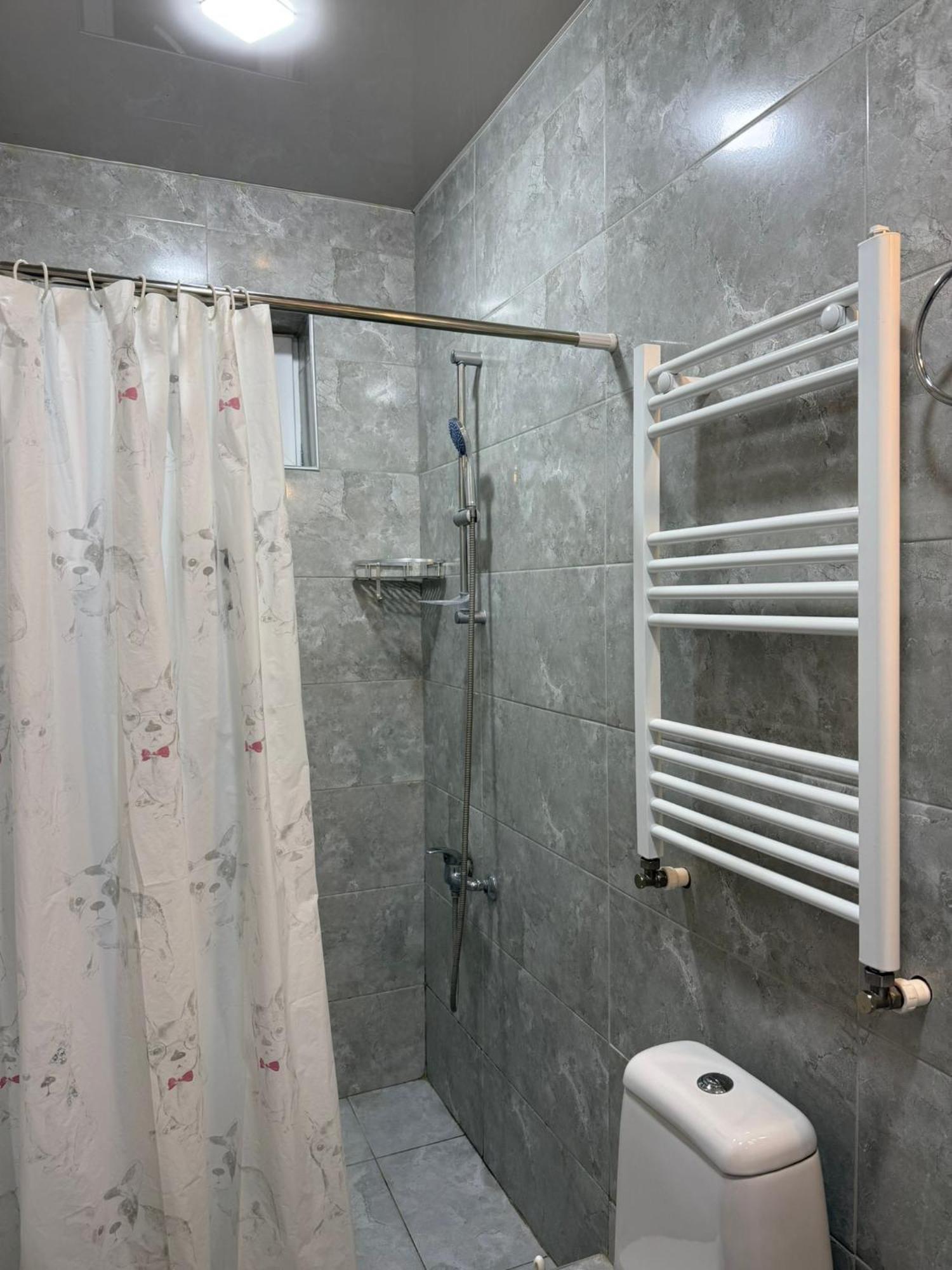 Guest House T&N Kutaisi Dış mekan fotoğraf