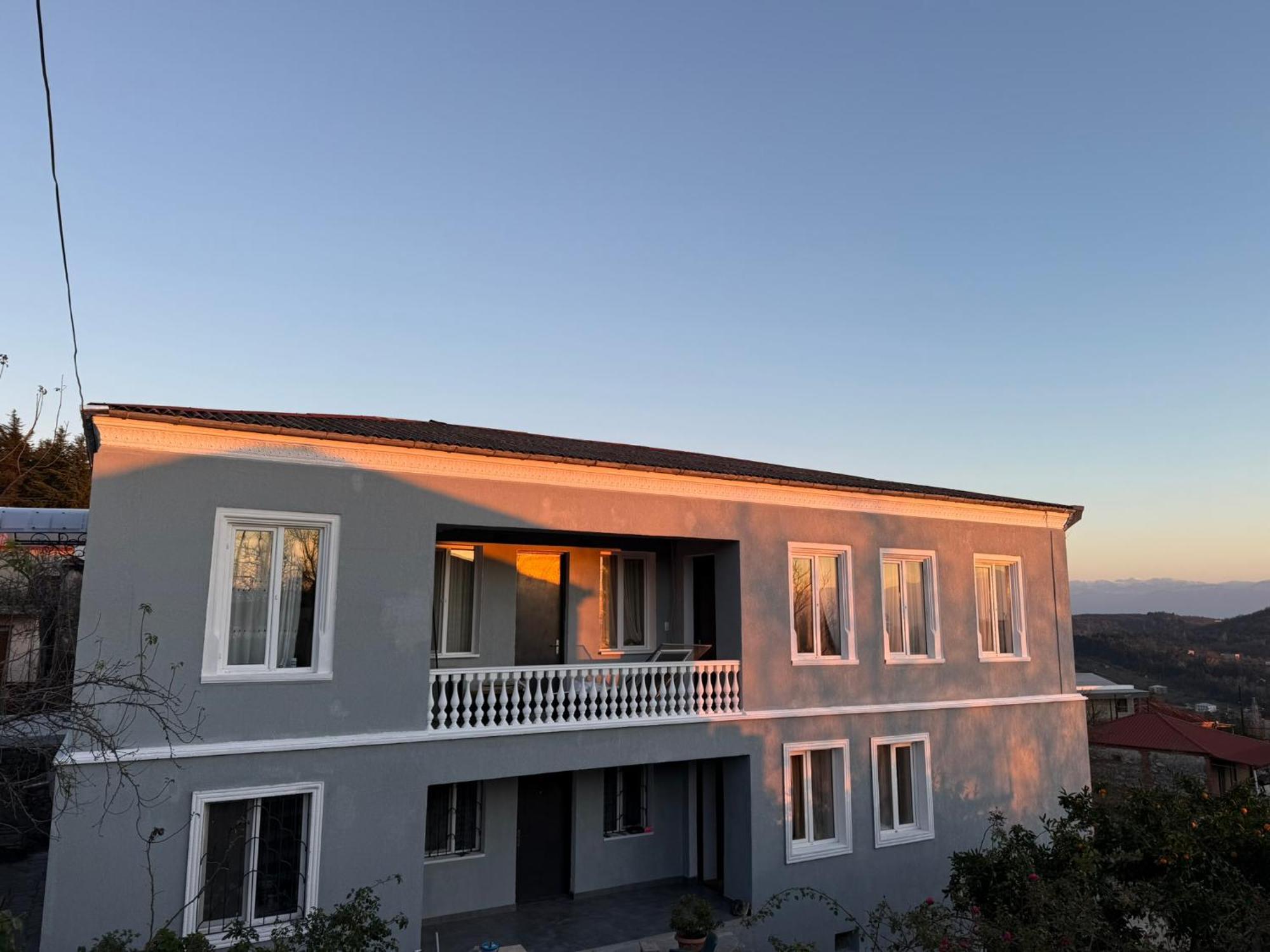 Guest House T&N Kutaisi Dış mekan fotoğraf