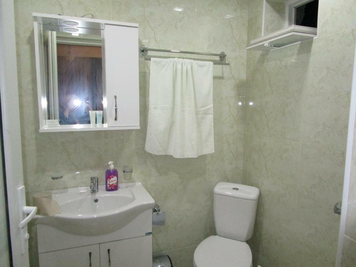 Guest House T&N Kutaisi Dış mekan fotoğraf